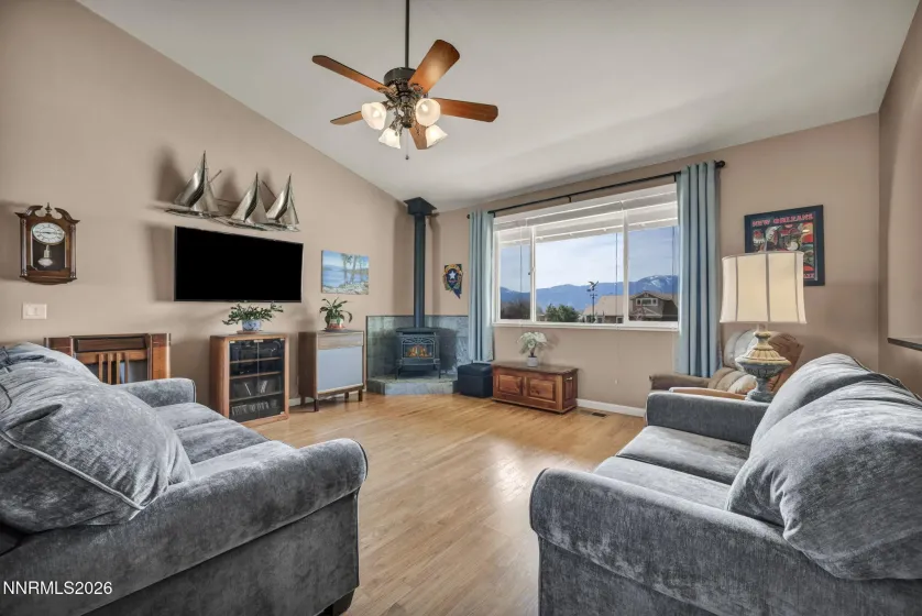 2785 Gordon, Minden, Nevada 89423, 3 Bedrooms Bedrooms, ,2 BathroomsBathrooms,Residential,Residential,Gordon,260003006