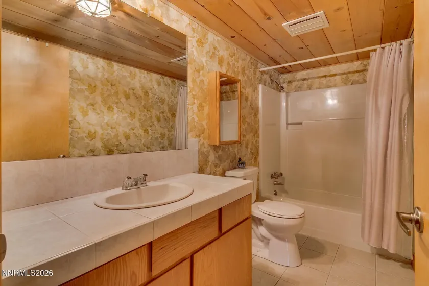 345 Granite, Stateline, Nevada 89449, 4 Bedrooms Bedrooms, ,4 BathroomsBathrooms,Residential,Residential,Granite,260003013