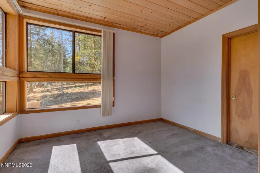 345 Granite, Stateline, Nevada 89449, 4 Bedrooms Bedrooms, ,4 BathroomsBathrooms,Residential,Residential,Granite,260003013