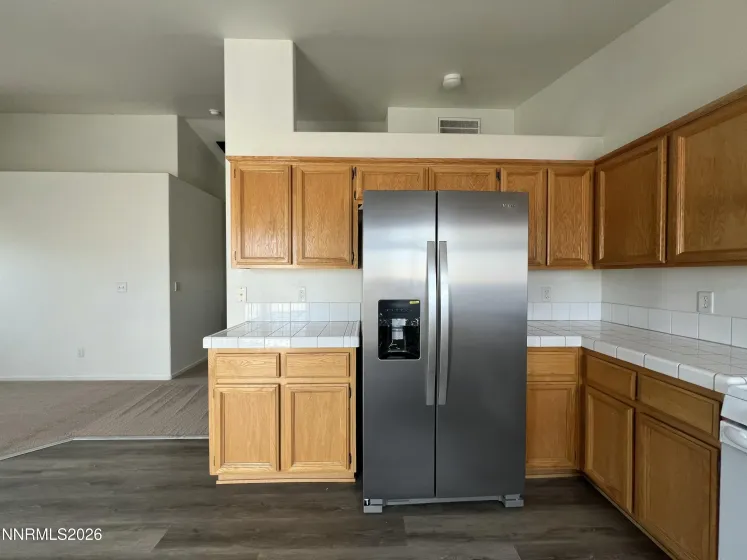 298 Emigrant, Fernley, Nevada 89408, 3 Bedrooms Bedrooms, ,2 BathroomsBathrooms,Residential,Residential,Emigrant,260003015