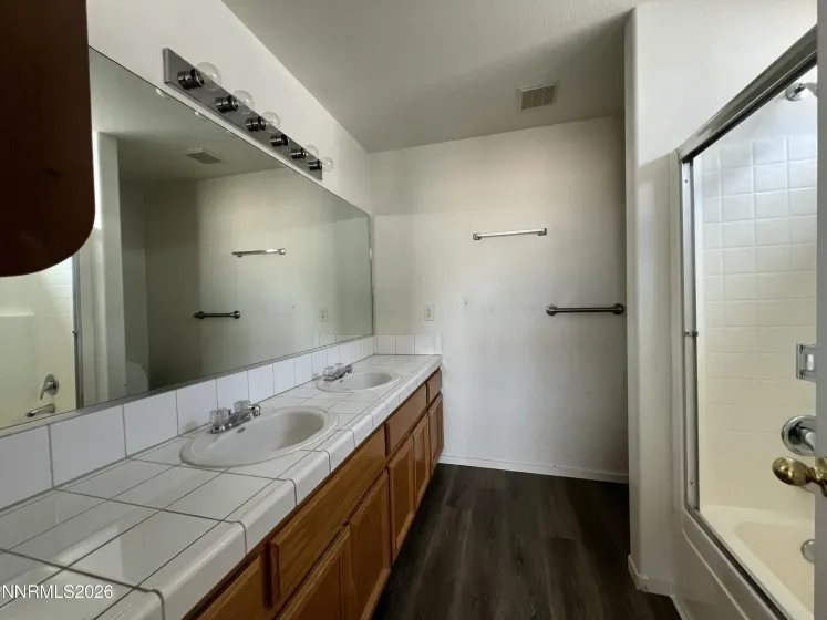 298 Emigrant, Fernley, Nevada 89408, 3 Bedrooms Bedrooms, ,2 BathroomsBathrooms,Residential,Residential,Emigrant,260003015