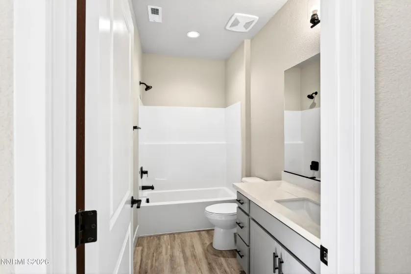 460 Blackbird, Gardnerville, Nevada 89410, 2 Bedrooms Bedrooms, ,2 BathroomsBathrooms,Residential,Residential,Blackbird,260003017