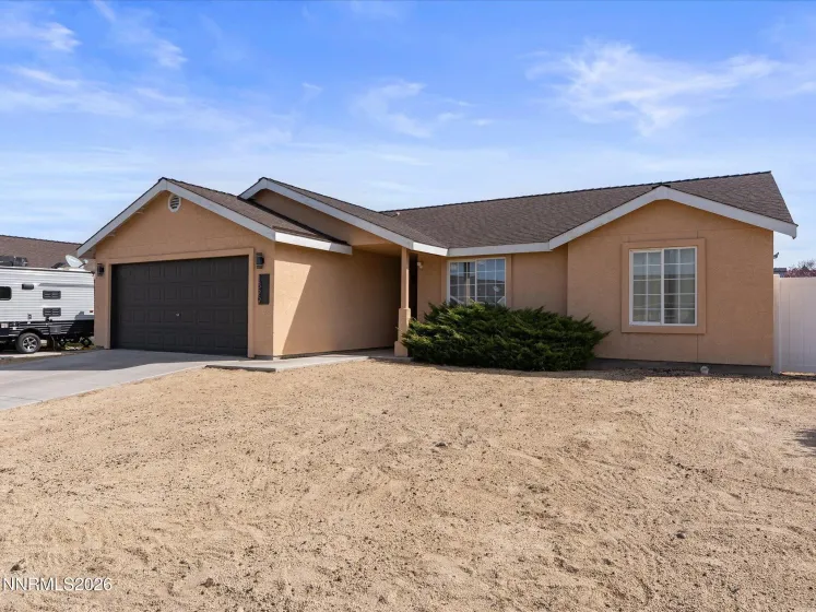 1329 White Bluffs, Fernley, Nevada 89408, 3 Bedrooms Bedrooms, ,2 BathroomsBathrooms,Residential,Residential,White Bluffs,260003020