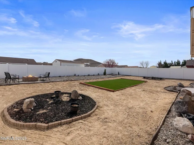 1329 White Bluffs, Fernley, Nevada 89408, 3 Bedrooms Bedrooms, ,2 BathroomsBathrooms,Residential,Residential,White Bluffs,260003020