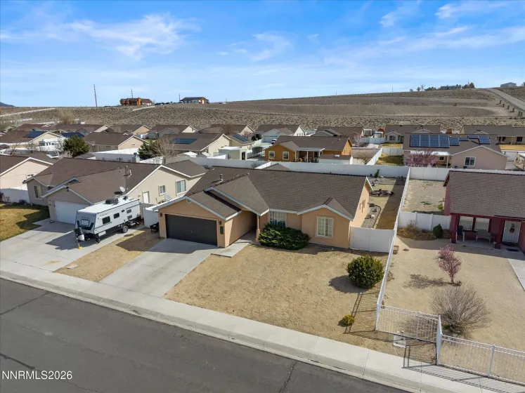 1329 White Bluffs, Fernley, Nevada 89408, 3 Bedrooms Bedrooms, ,2 BathroomsBathrooms,Residential,Residential,White Bluffs,260003020
