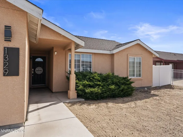 1329 White Bluffs, Fernley, Nevada 89408, 3 Bedrooms Bedrooms, ,2 BathroomsBathrooms,Residential,Residential,White Bluffs,260003020