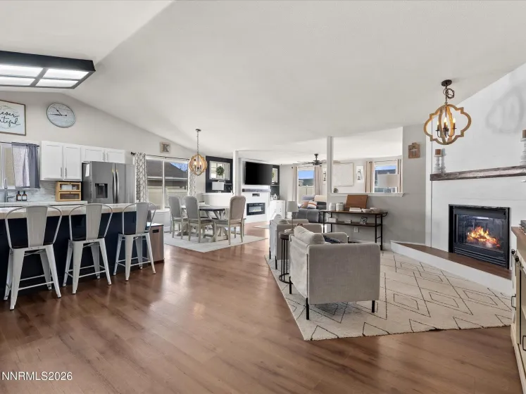 1329 White Bluffs, Fernley, Nevada 89408, 3 Bedrooms Bedrooms, ,2 BathroomsBathrooms,Residential,Residential,White Bluffs,260003020