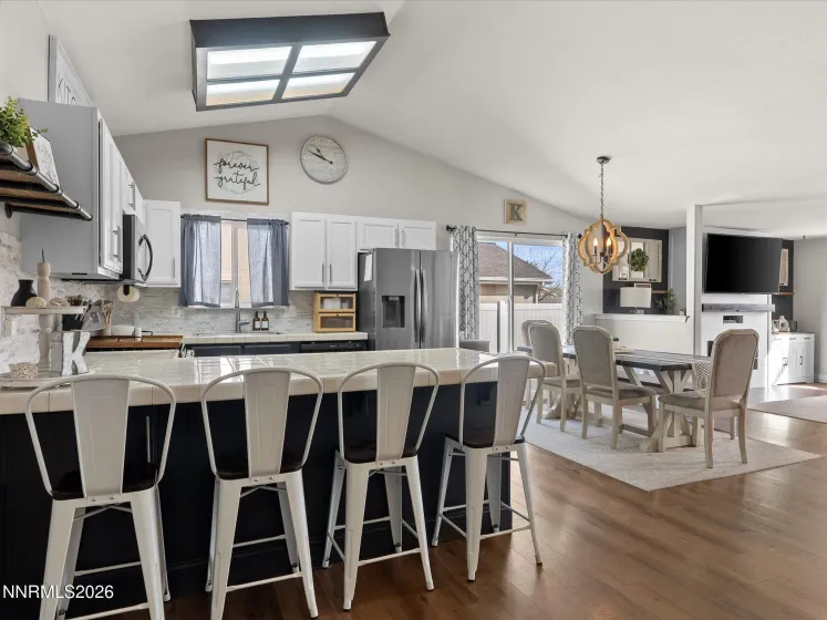 1329 White Bluffs, Fernley, Nevada 89408, 3 Bedrooms Bedrooms, ,2 BathroomsBathrooms,Residential,Residential,White Bluffs,260003020