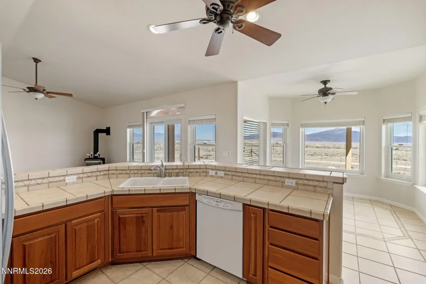 3420 Drayer, Fernley, Nevada 89408, 2 Bedrooms Bedrooms, ,2 BathroomsBathrooms,Residential,Residential,Drayer,260003021