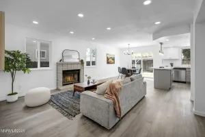 2719 Chavez, Reno, Nevada 89502, 3 Bedrooms Bedrooms, ,3 BathroomsBathrooms,Residential,Residential,Chavez,250051816