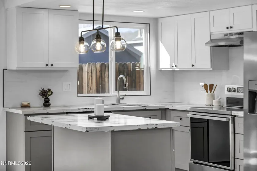 2719 Chavez, Reno, Nevada 89502, 3 Bedrooms Bedrooms, ,3 BathroomsBathrooms,Residential,Residential,Chavez,250051816