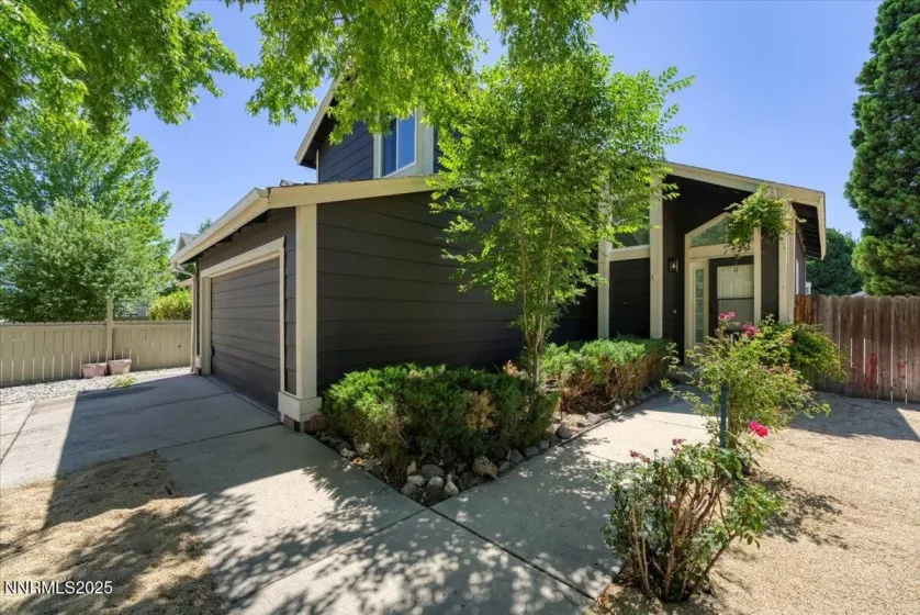 2719 Chavez, Reno, Nevada 89502, 3 Bedrooms Bedrooms, ,3 BathroomsBathrooms,Residential,Residential,Chavez,250051816