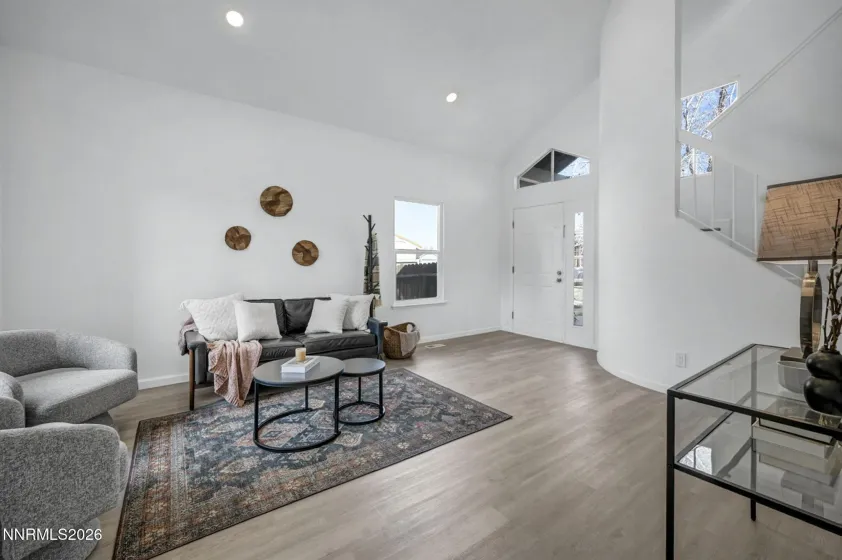 2719 Chavez, Reno, Nevada 89502, 3 Bedrooms Bedrooms, ,3 BathroomsBathrooms,Residential,Residential,Chavez,250051816