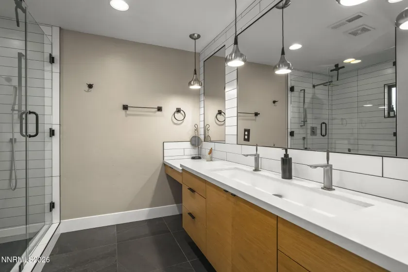 1085 Sharon, Reno, Nevada 89509, 4 Bedrooms Bedrooms, ,3 BathroomsBathrooms,Residential,Residential,Sharon,260003025