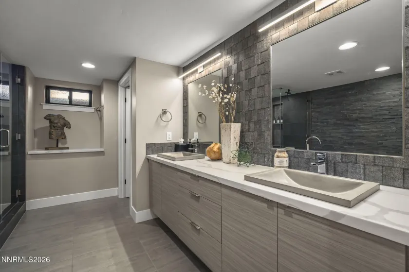 1085 Sharon, Reno, Nevada 89509, 4 Bedrooms Bedrooms, ,3 BathroomsBathrooms,Residential,Residential,Sharon,260003025