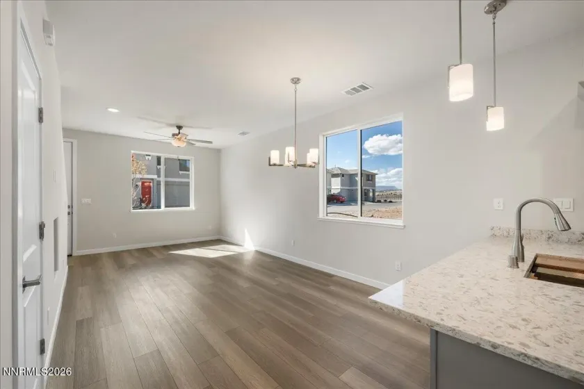 1175 Arrastra, Reno, Nevada 89512, 4 Bedrooms Bedrooms, ,3 BathroomsBathrooms,Residential,Residential,Arrastra,260003028