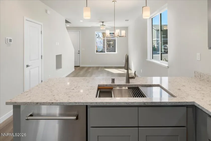 1175 Arrastra, Reno, Nevada 89512, 4 Bedrooms Bedrooms, ,3 BathroomsBathrooms,Residential,Residential,Arrastra,260003028