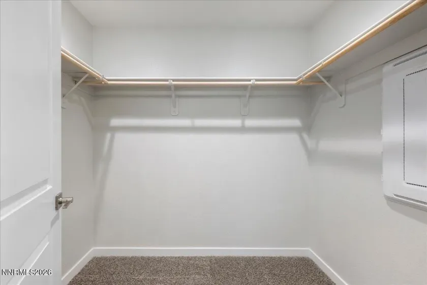 1175 Arrastra, Reno, Nevada 89512, 4 Bedrooms Bedrooms, ,3 BathroomsBathrooms,Residential,Residential,Arrastra,260003028