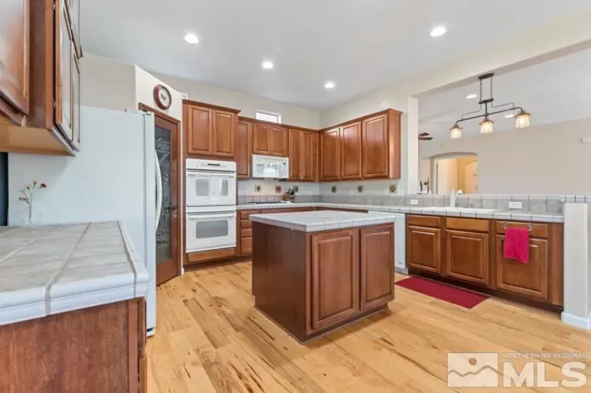 9900 Wilbur May, Reno, Nevada 89521, 3 Bedrooms Bedrooms, ,3 BathroomsBathrooms,Residential,Residential,Wilbur May,250004727