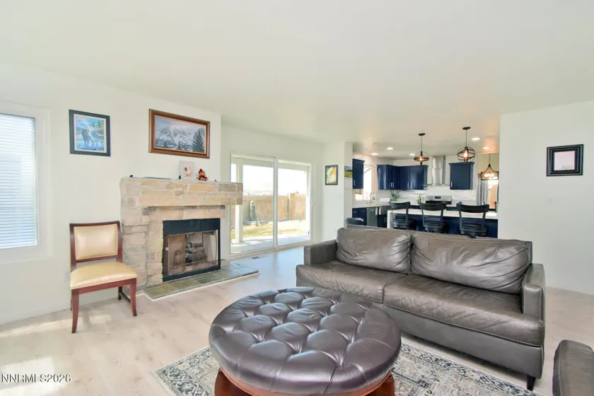 5435 Santa Rosa, Sparks, Nevada 89436, 4 Bedrooms Bedrooms, ,3 BathroomsBathrooms,Residential,Residential,Santa Rosa,260003032