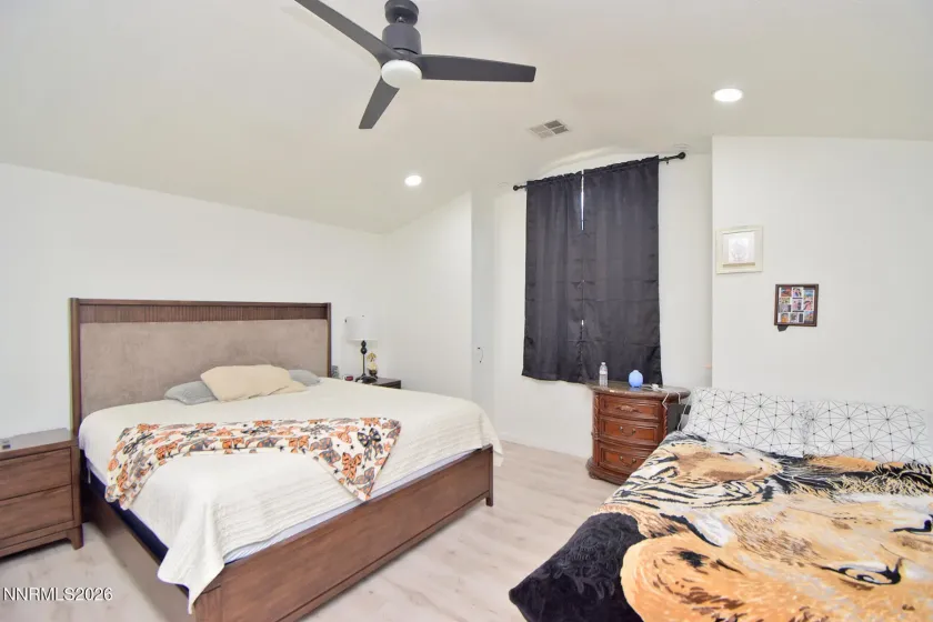 5435 Santa Rosa, Sparks, Nevada 89436, 4 Bedrooms Bedrooms, ,3 BathroomsBathrooms,Residential,Residential,Santa Rosa,260003032