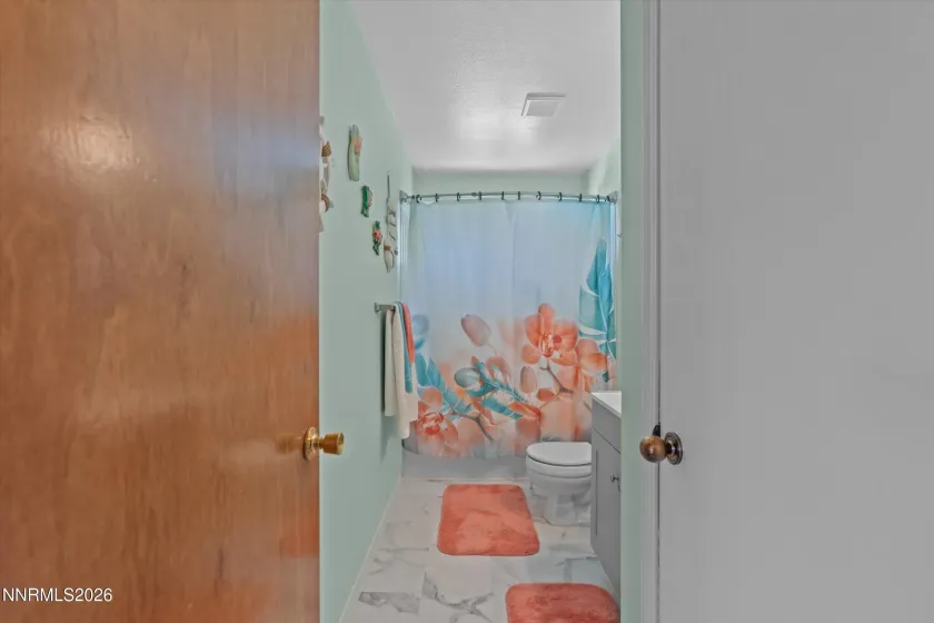 3940 Vireo, Reno, Nevada 89508, 5 Bedrooms Bedrooms, ,2 BathroomsBathrooms,Residential,Residential,Vireo,260003034