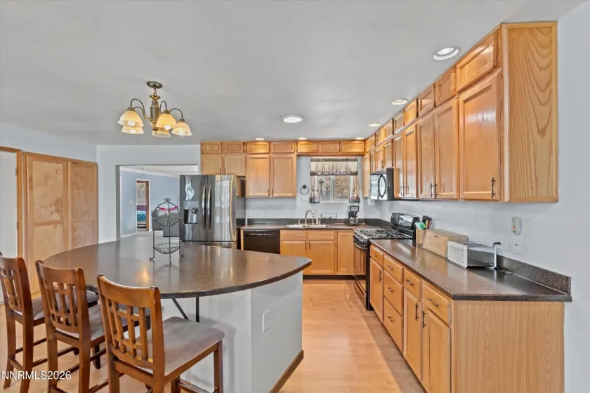 3940 Vireo, Reno, Nevada 89508, 5 Bedrooms Bedrooms, ,2 BathroomsBathrooms,Residential,Residential,Vireo,260003034