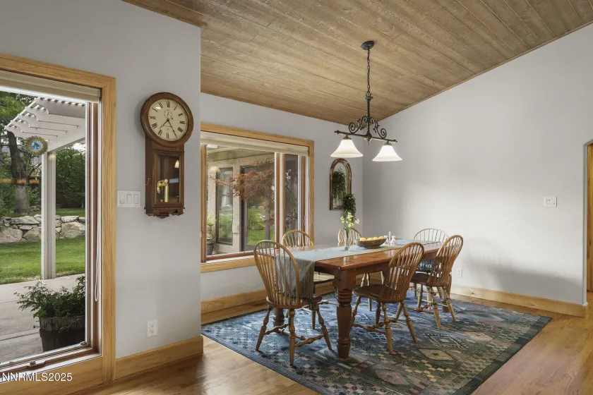 2270 Applewood, Reno, Nevada 89509, 4 Bedrooms Bedrooms, ,5 BathroomsBathrooms,Residential,Residential,Applewood,250053573