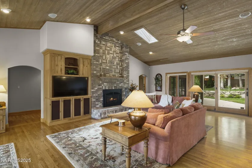 2270 Applewood, Reno, Nevada 89509, 4 Bedrooms Bedrooms, ,5 BathroomsBathrooms,Residential,Residential,Applewood,250053573