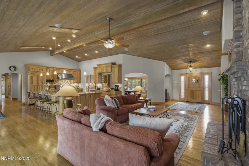 2270 Applewood, Reno, Nevada 89509, 4 Bedrooms Bedrooms, ,5 BathroomsBathrooms,Residential,Residential,Applewood,250053573