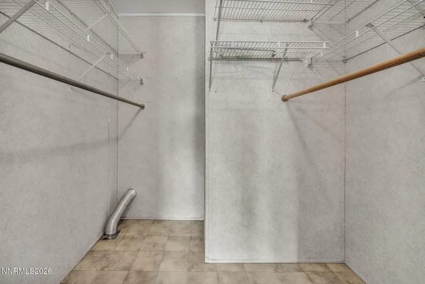 5107 Leon, Sun Valley, Nevada 89433, 3 Bedrooms Bedrooms, ,2 BathroomsBathrooms,Residential,Residential,Leon,260003040