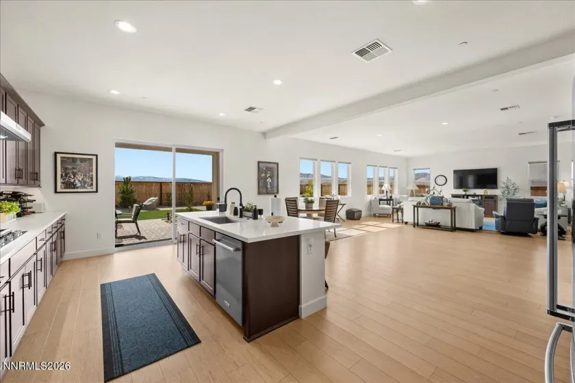 348 Pah Rah Ridge, Sparks, Nevada 89441, 5 Bedrooms Bedrooms, ,5 BathroomsBathrooms,Residential,Residential,Pah Rah Ridge,260003044