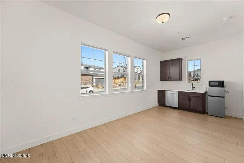 348 Pah Rah Ridge, Sparks, Nevada 89441, 5 Bedrooms Bedrooms, ,5 BathroomsBathrooms,Residential,Residential,Pah Rah Ridge,260003044