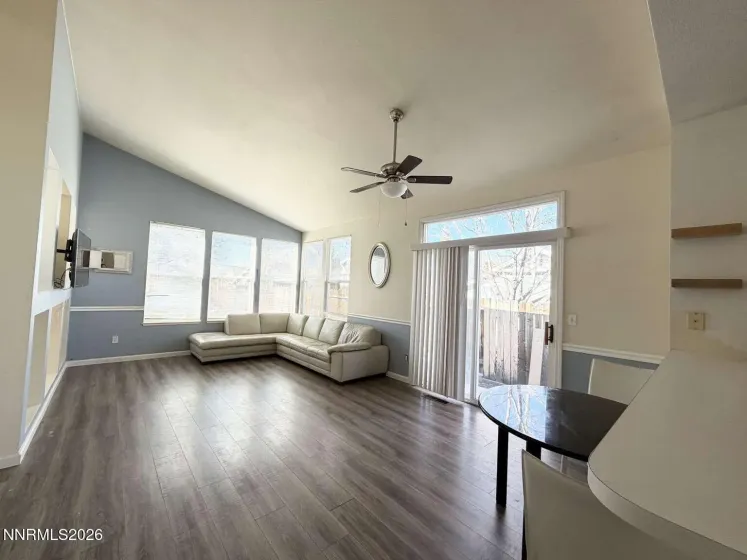 4695 Hampton, Reno, Nevada 89519, 2 Bedrooms Bedrooms, ,2 BathroomsBathrooms,Residential,Residential,Hampton,260003046