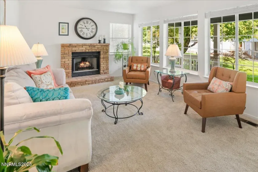 634 Travis, Carson City, Nevada 89701, 2 Bedrooms Bedrooms, ,2 BathroomsBathrooms,Residential,Residential,Travis,260003049