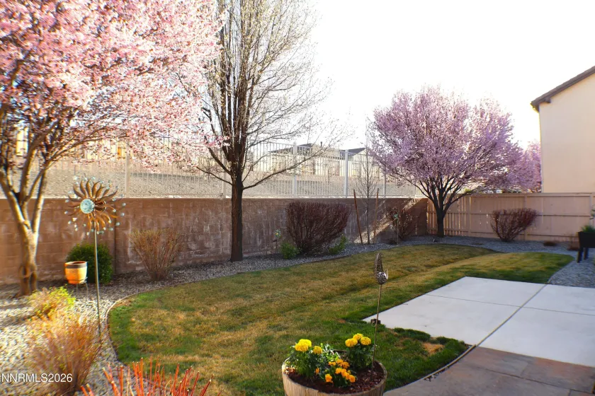 2056 Whitecliff, Reno, Nevada 89521, 3 Bedrooms Bedrooms, ,3 BathroomsBathrooms,Residential,Residential,Whitecliff,260003050