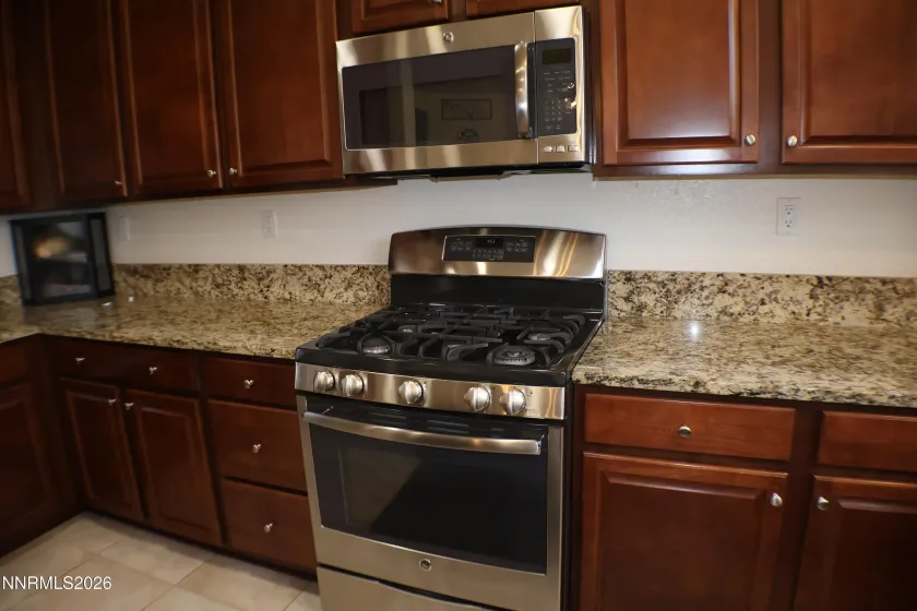 2056 Whitecliff, Reno, Nevada 89521, 3 Bedrooms Bedrooms, ,3 BathroomsBathrooms,Residential,Residential,Whitecliff,260003050