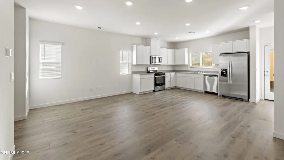 8394 Vermilion, Reno, Nevada 89506, 3 Bedrooms Bedrooms, ,3 BathroomsBathrooms,Residential,Residential,Vermilion,260003051