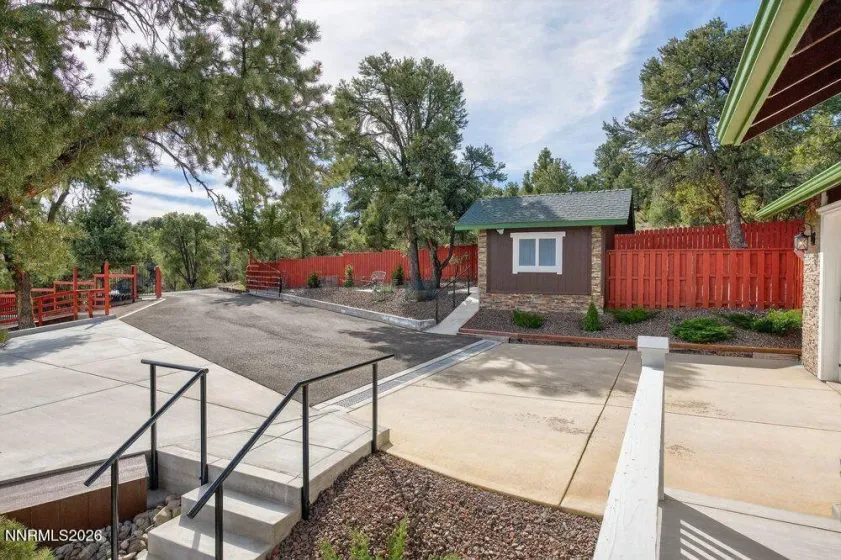 2300 Cartwright, Reno, Nevada 89521, 3 Bedrooms Bedrooms, ,2 BathroomsBathrooms,Residential,Residential,Cartwright,260003054