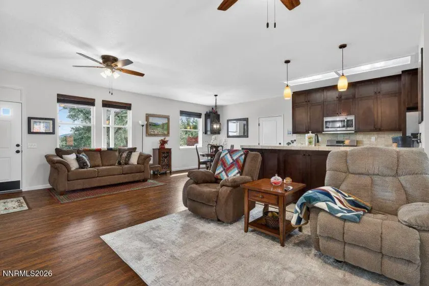 2300 Cartwright, Reno, Nevada 89521, 3 Bedrooms Bedrooms, ,2 BathroomsBathrooms,Residential,Residential,Cartwright,260003054