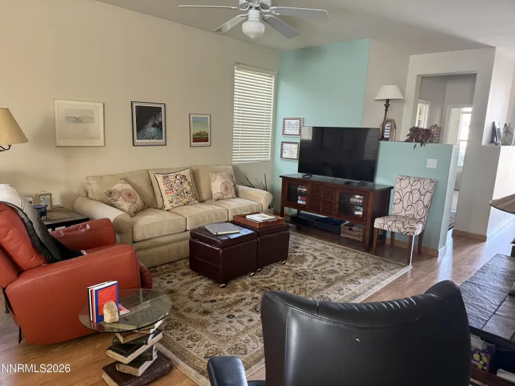 1741 Medolla, Sparks, Nevada 89434, 2 Bedrooms Bedrooms, ,2 BathroomsBathrooms,Residential,Residential,Medolla,260003055