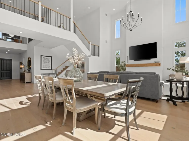 718 Marewood, Reno, Nevada 89511, 5 Bedrooms Bedrooms, ,6 BathroomsBathrooms,Residential,Residential,Marewood,260003060