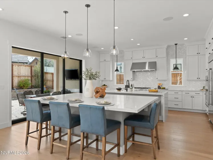 718 Marewood, Reno, Nevada 89511, 5 Bedrooms Bedrooms, ,6 BathroomsBathrooms,Residential,Residential,Marewood,260003060