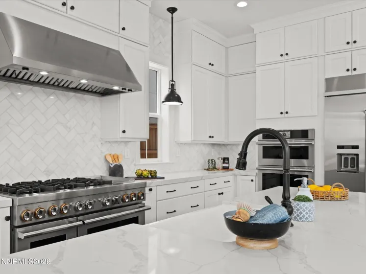 718 Marewood, Reno, Nevada 89511, 5 Bedrooms Bedrooms, ,6 BathroomsBathrooms,Residential,Residential,Marewood,260003060