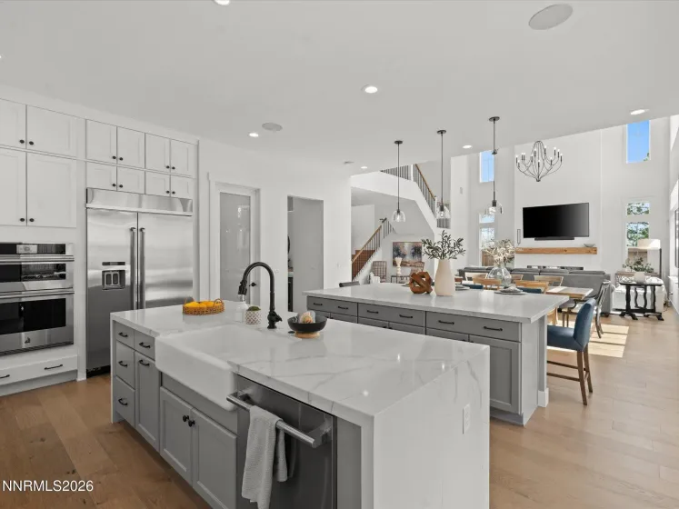 718 Marewood, Reno, Nevada 89511, 5 Bedrooms Bedrooms, ,6 BathroomsBathrooms,Residential,Residential,Marewood,260003060