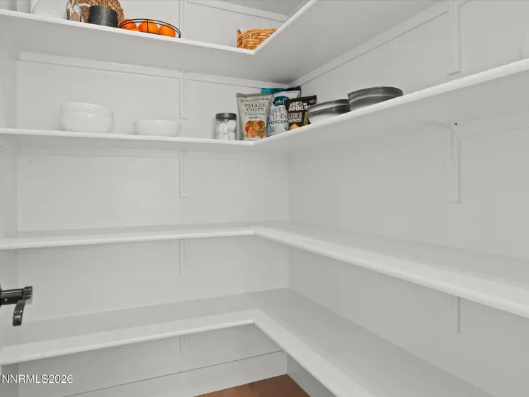 718 Marewood, Reno, Nevada 89511, 5 Bedrooms Bedrooms, ,6 BathroomsBathrooms,Residential,Residential,Marewood,260003060