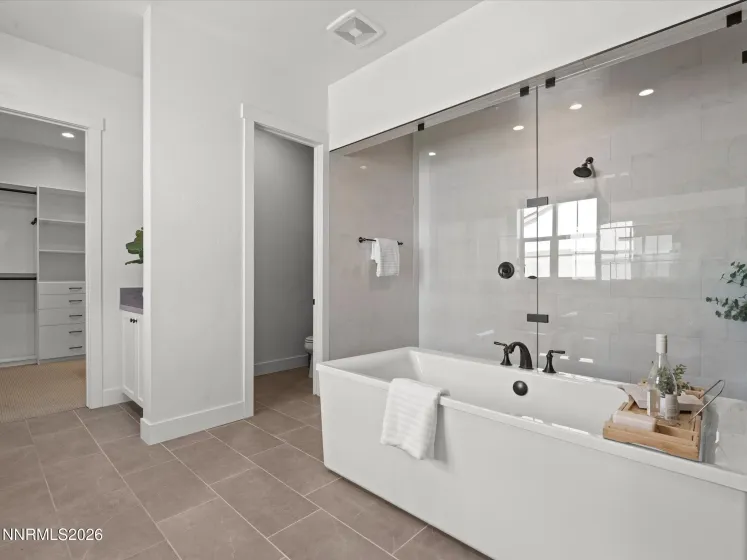 718 Marewood, Reno, Nevada 89511, 5 Bedrooms Bedrooms, ,6 BathroomsBathrooms,Residential,Residential,Marewood,260003060