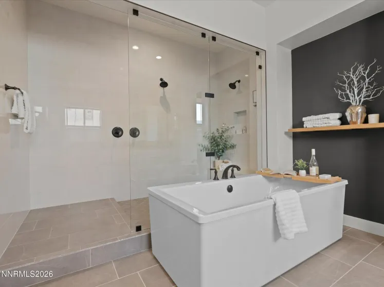 718 Marewood, Reno, Nevada 89511, 5 Bedrooms Bedrooms, ,6 BathroomsBathrooms,Residential,Residential,Marewood,260003060