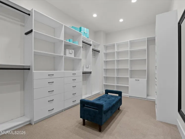 718 Marewood, Reno, Nevada 89511, 5 Bedrooms Bedrooms, ,6 BathroomsBathrooms,Residential,Residential,Marewood,260003060