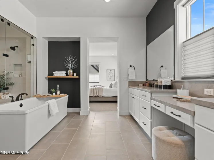 718 Marewood, Reno, Nevada 89511, 5 Bedrooms Bedrooms, ,6 BathroomsBathrooms,Residential,Residential,Marewood,260003060